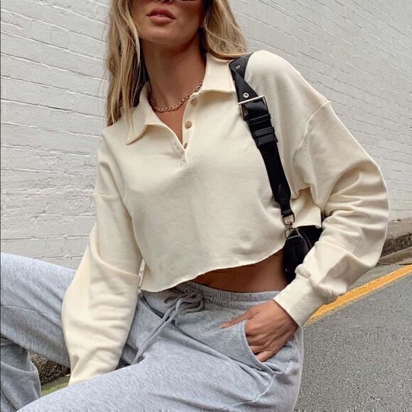 Bershka Princess Polly Lucia Cropped Cream Sweatshirt Top